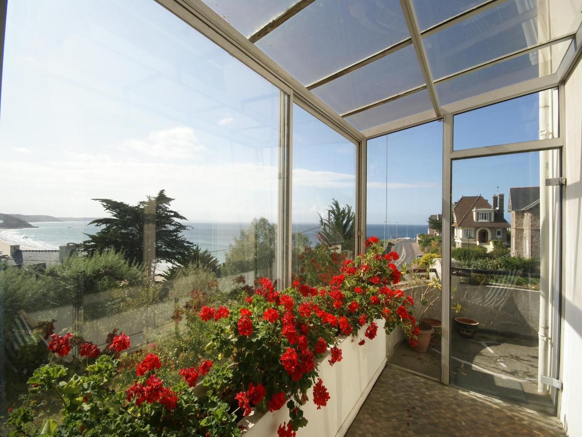 Beautiful Holiday Home With Sea View In Erquy Exterior photo